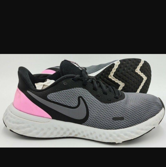 Nike Revolution Running Shoes - Picture 1 of 1